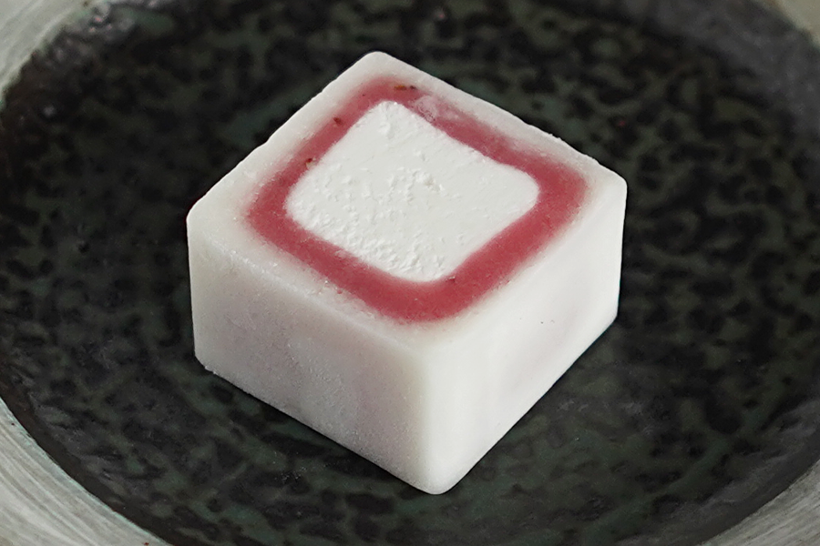 Ļ������Ʋ MOCHI cube ������塼��